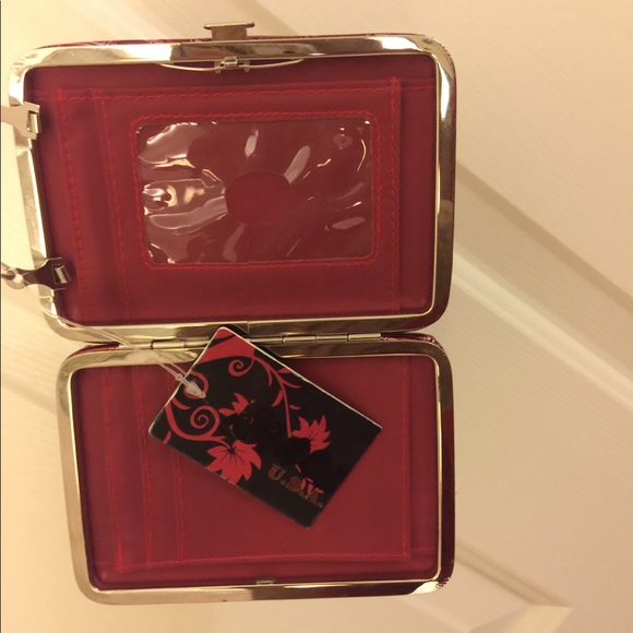 Hand held phone and personal case - Picture 3 of 4